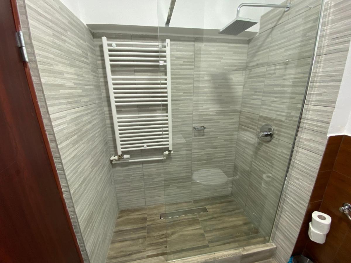 Petrosani Camere De Inchiriat - Hotel Petroshani Srl Екстер'єр фото